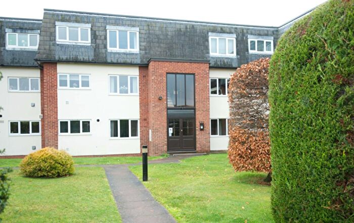 2 Bedroom Flat To Rent In * Cranford Avenue * Exmouth *, EX8