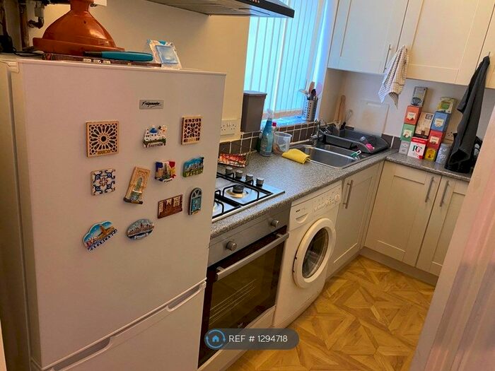 Studio To Rent In Withington, Manchester M20