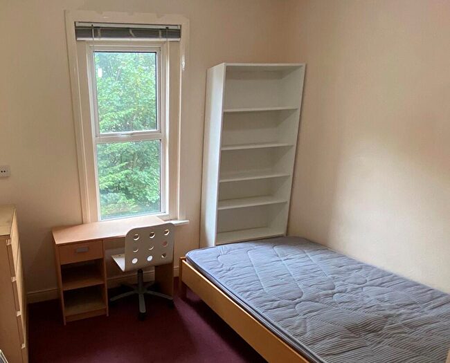 6 Bedroom Terraced House To Rent In Shakespeare Avenue, Southampton, SO17