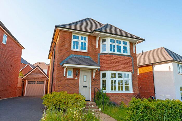 4 Bedroom Detached House For Sale In Pen-Y-Wal Drive, Llanwern, NP18