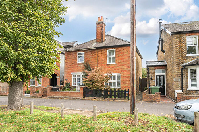 2 Bedroom Semi Detached House For Sale In Back Green, Hersham, Walton-on-Thames, Surrey, KT12