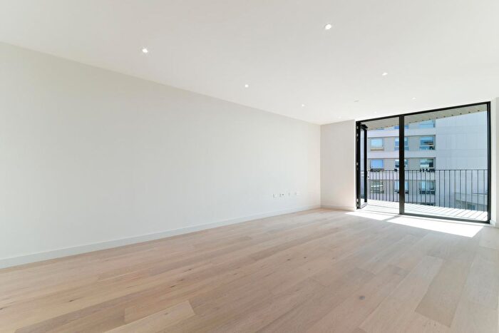 2 Bedroom Flat To Rent In Mercier Court, Royal Wharf, London, E16