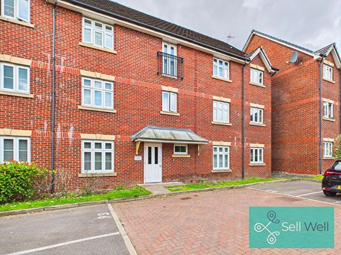 2 Bedroom Flat For Sale In Brattice Drive, Swinton, Manchester, M27