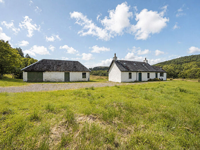2 Bedroom Cottage For Sale In Easter Mandally, Mandally, Invergarry, PH35