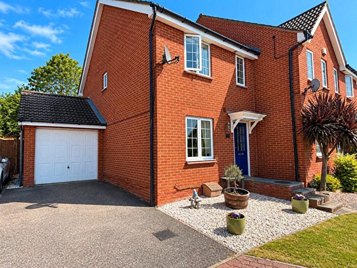 3 Bedroom End Of Terrace House For Sale In Charlock Drive, Minster On Sea, Sheerness, Kent, ME12