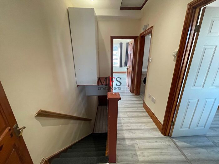 1 Bedroom Flat To Rent In Inverness Road, Southall, UB2