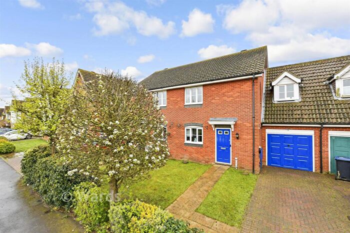 3 Bedroom Link Detached House For Sale In Puffin Road, Herne Bay, Kent, CT6