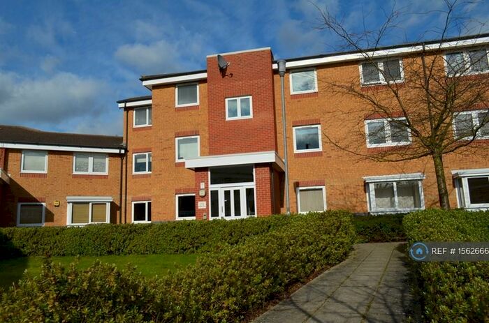1 Bedroom Flat To Rent In Warwick Close, Hornchurch, RM11