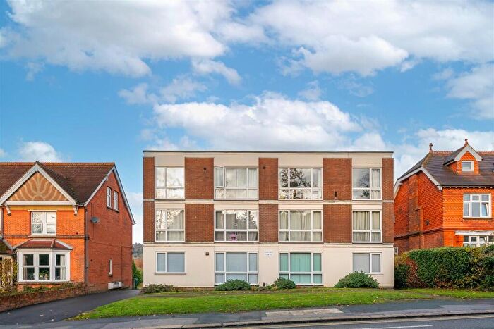 2 Bedroom Flat For Sale In Reigate Road, Reigate, Surrey, RH2