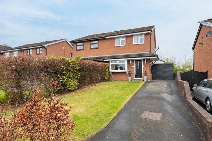 3 Bedroom Semi Detached House For Sale In Lordsgate Lane, Burscough, L40