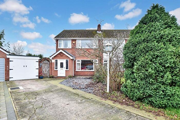 4 Bedroom Semi-Detached House For Sale In Dean Close, Wrexham, LL13