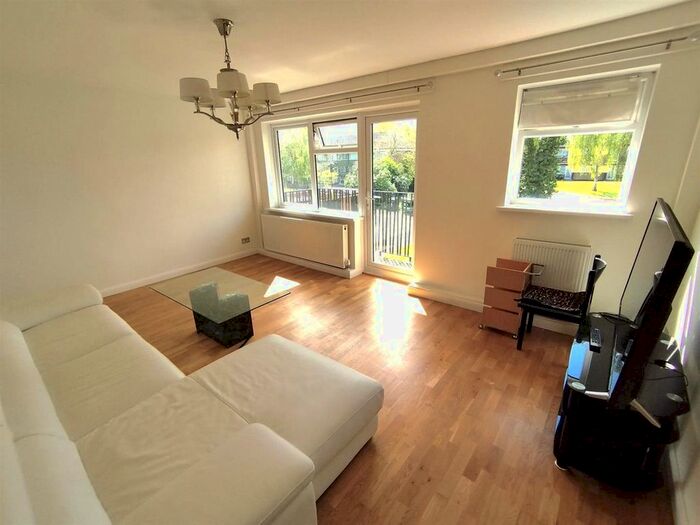 2 Bedroom Flat To Rent In Bilsby Lodge, Chalklands, Wembley, HA9
