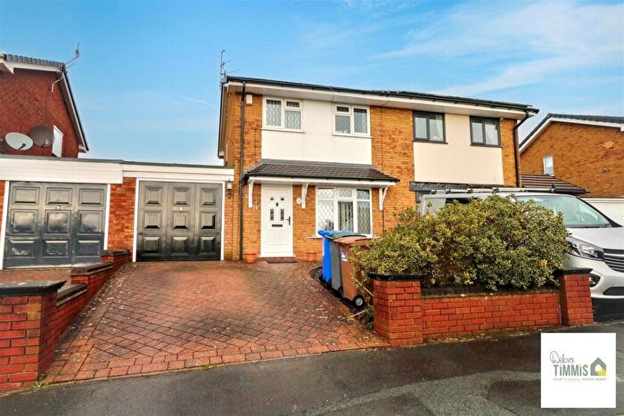 3 Bedroom Semi Detached House For Sale In Newborough Close, Birches Head, Stoke-On-Trent, ST1