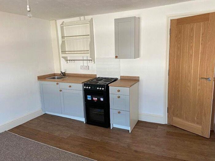 1 Bedroom Flat To Rent In Flat Brookend Street, HR9