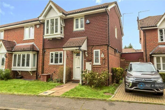 3 Bedroom End Of Terrace House To Rent In Courtens Mews, Stanmore, HA7