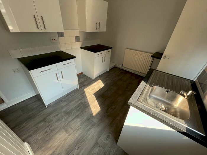 2 Bedroom Terraced House To Rent In Fern Grove, Perth Street, HU5