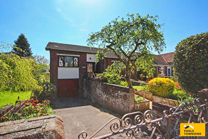 2 Bedroom Detached Bungalow For Sale In South Row, LA13