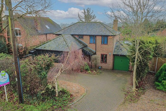 4 Bedroom Detached House For Sale In Soulbury Road, Burcott, Wing, Buckinghamshire, LU7