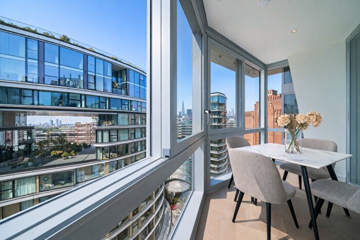 2 Bedroom Apartment To Rent In Prospect Way, London, SW11