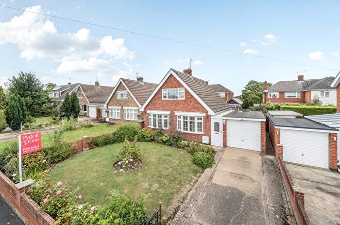 2 Bedroom Detached House For Sale In Thonock Drive, Saxilby, LN1