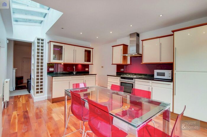 4 Bedroom Terraced House To Rent In Pevensey Road, London, SW17