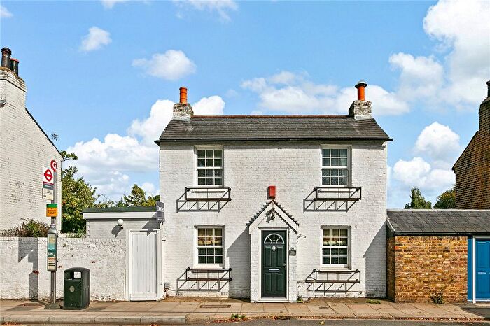 2 Bedroom Detached House For Sale In Park Cottage, Hampton, TW12