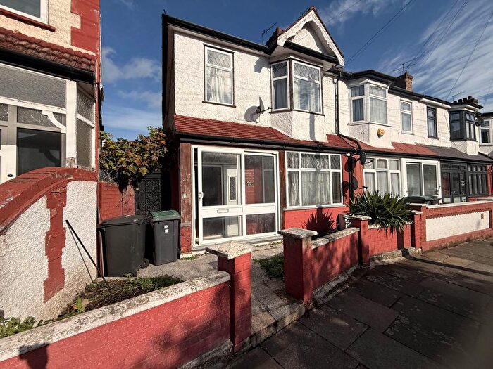 3 Bedroom End Terrace House For Sale In Mafeking Road, Tottenham, N17