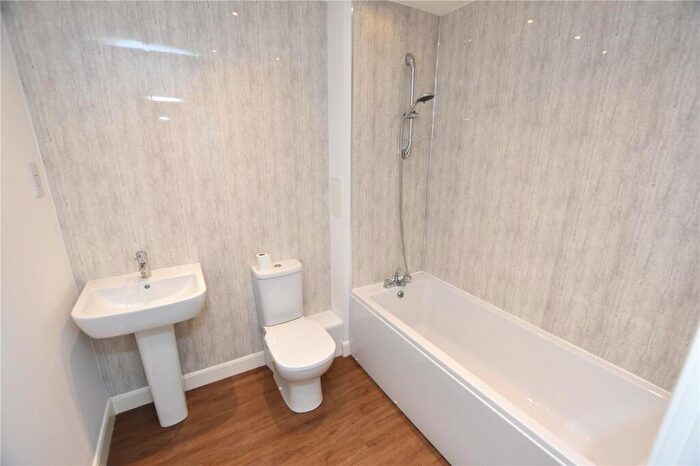 2 Bedroom Flat To Rent In Bothwell Mews, Bothwell Road, Uddingston, Glasgow, G71