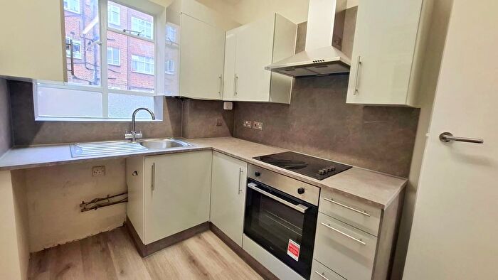 2 Bedroom Flat To Rent In Priory Road, West Hampstead, NW6