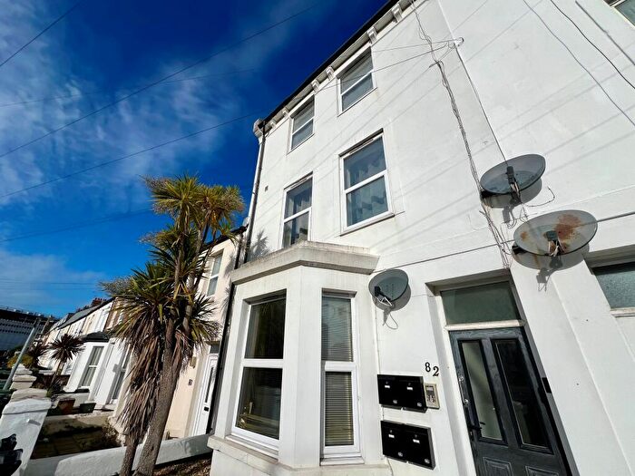 1 Bedroom Flat To Rent In Longstone Road, Eastbourne, BN21