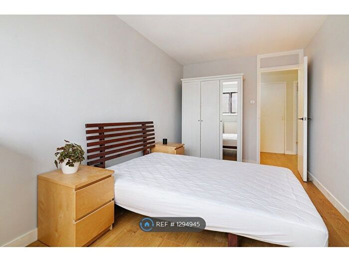 1 Bedroom Flat To Rent In Portman Place, London, E2