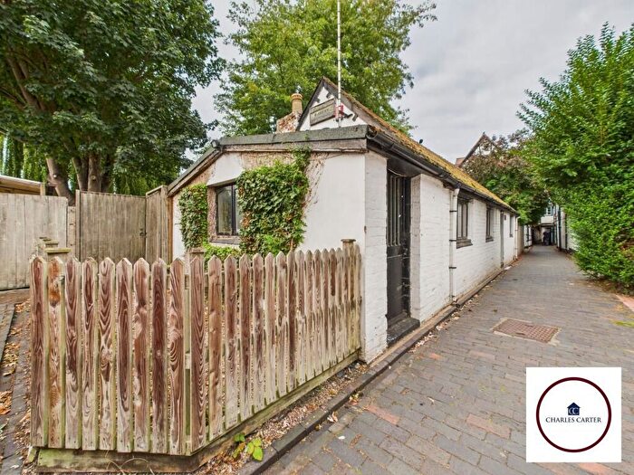 2 Bedroom Detached Bungalow For Sale In High Street, Tewkesbury, GL20