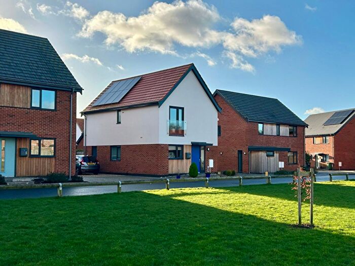 3 Bedroom Detached House For Sale In Beehive Way, Bawdeswell, Dereham, NR20