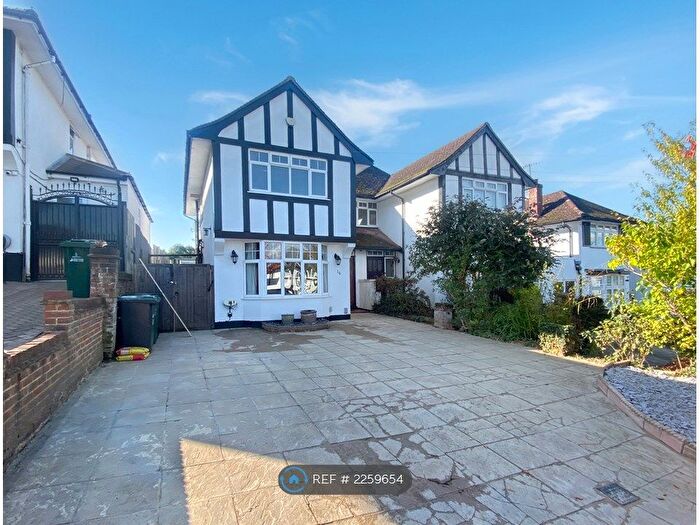 4 Bedroom Semi-Detached House To Rent In Hillcroft Crescent, Watford, WD19
