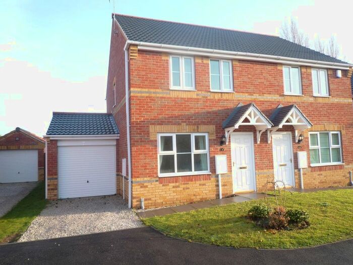 3 Bedroom Semi-Detached House To Rent In Herriot Walk, Scunthorpe, DN15