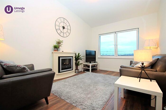 2 Bedroom Flat To Rent In Meggetland View, Craiglockhart, Edinburgh, EH14