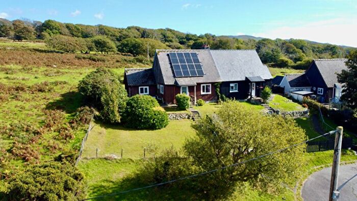 3 Bedroom Semi-Detached House For Sale In Bryn Awelon, Dyffryn Ardudwy, LL44
