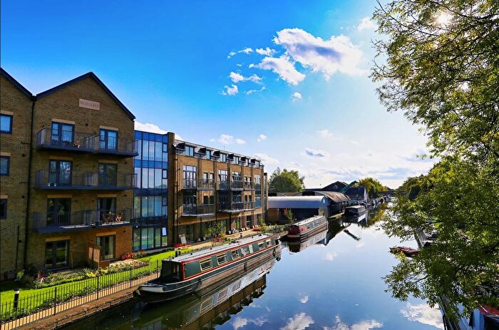 1 Bedroom Flat To Rent In Daneshill House, Waterloo Road, Uxbridge, Greater London, UB8