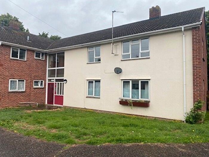 1 Bedroom Flat To Rent In Bramley Road, Taunton, TA1