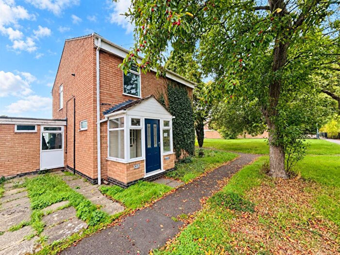 3 Bedroom Detached House For Sale In Watersfield Gardens, Leamington Spa, CV31