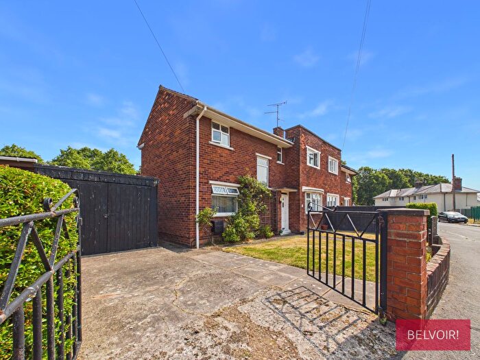 3 Bedroom Semi-Detached House For Sale In Kerry Place, Wrexham, LL12