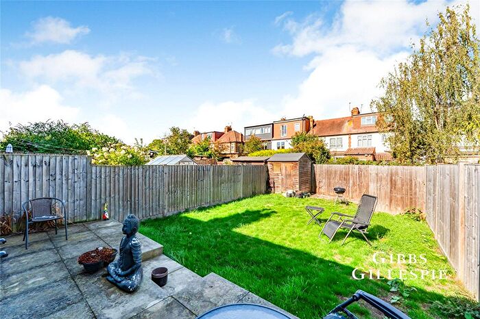 Property To Rent In Niagara Avenue, London, W5