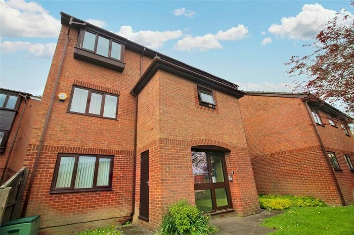 2 Bedroom Flat To Rent In Forge Field, Shepherds Spring Lane, Andover, Hampshire, SP10