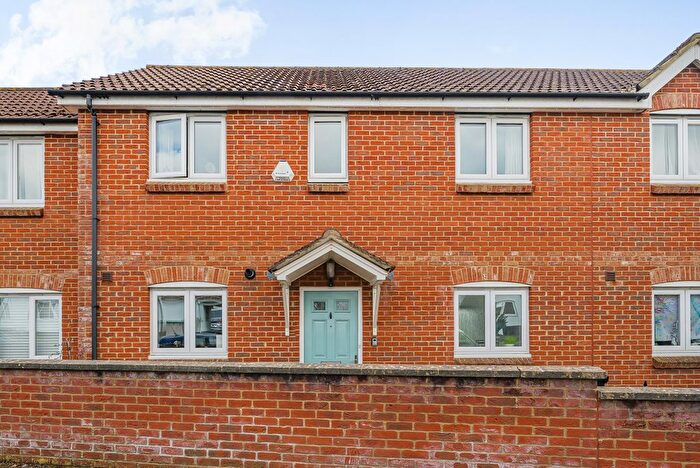 3 Bedroom Terraced House For Sale In Beechfields, Taunton, TA1