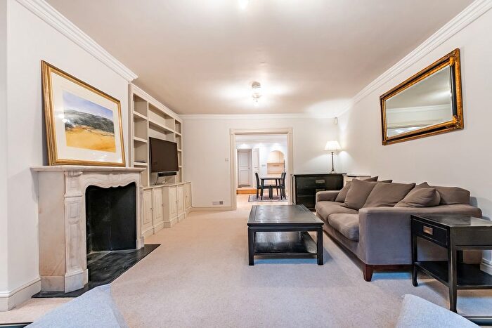 2 Bedroom Flat To Rent In Park Walk, London, SW10