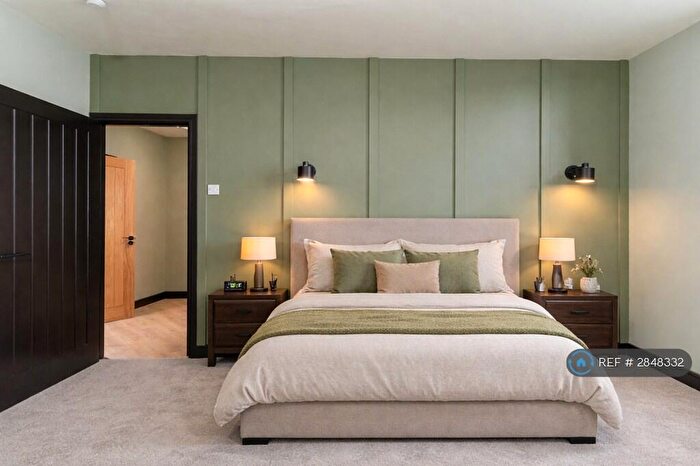 2 Bedroom Flat To Rent In Park Road, Rossendale, BB4