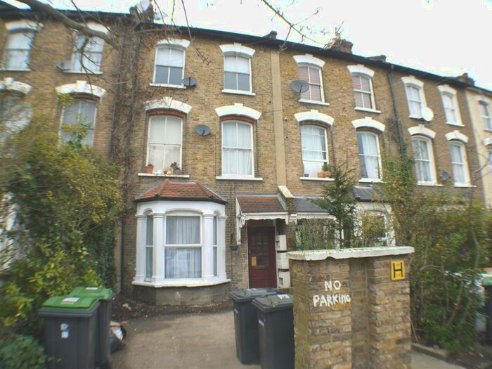 Studio To Rent In Wood Green, N22