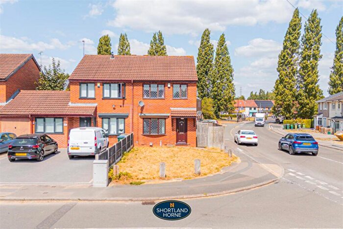 3 Bedroom Semi-Detached House For Sale In Grafton Court, Canley, CV4