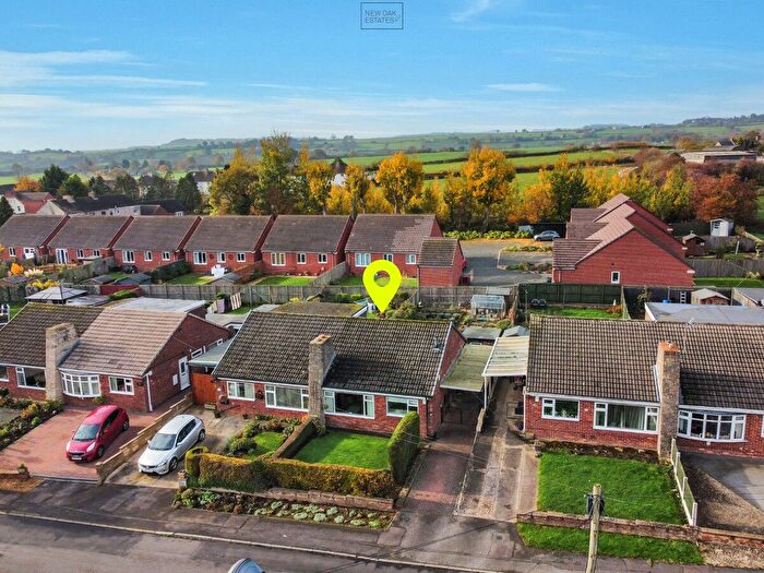 2 Bedroom Semi-Detached Bungalow For Sale In Coniston Drive, Clay Cross, S45