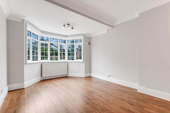 1 Bedroom Flat To Rent In Burgess Hill, West Hampstead, NW2